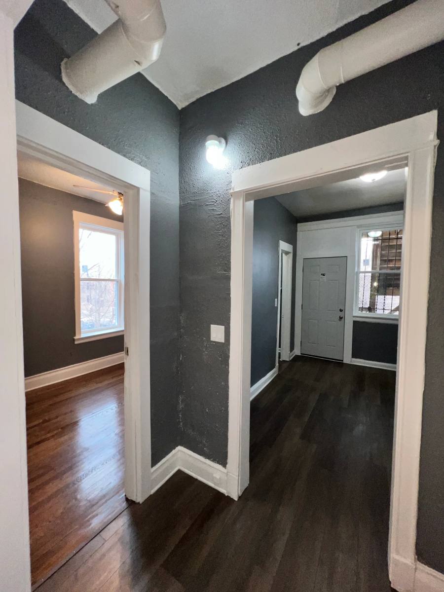 Apartment for rent at 5909 S Calumet Ave #2N, Chicago, IL 60637
