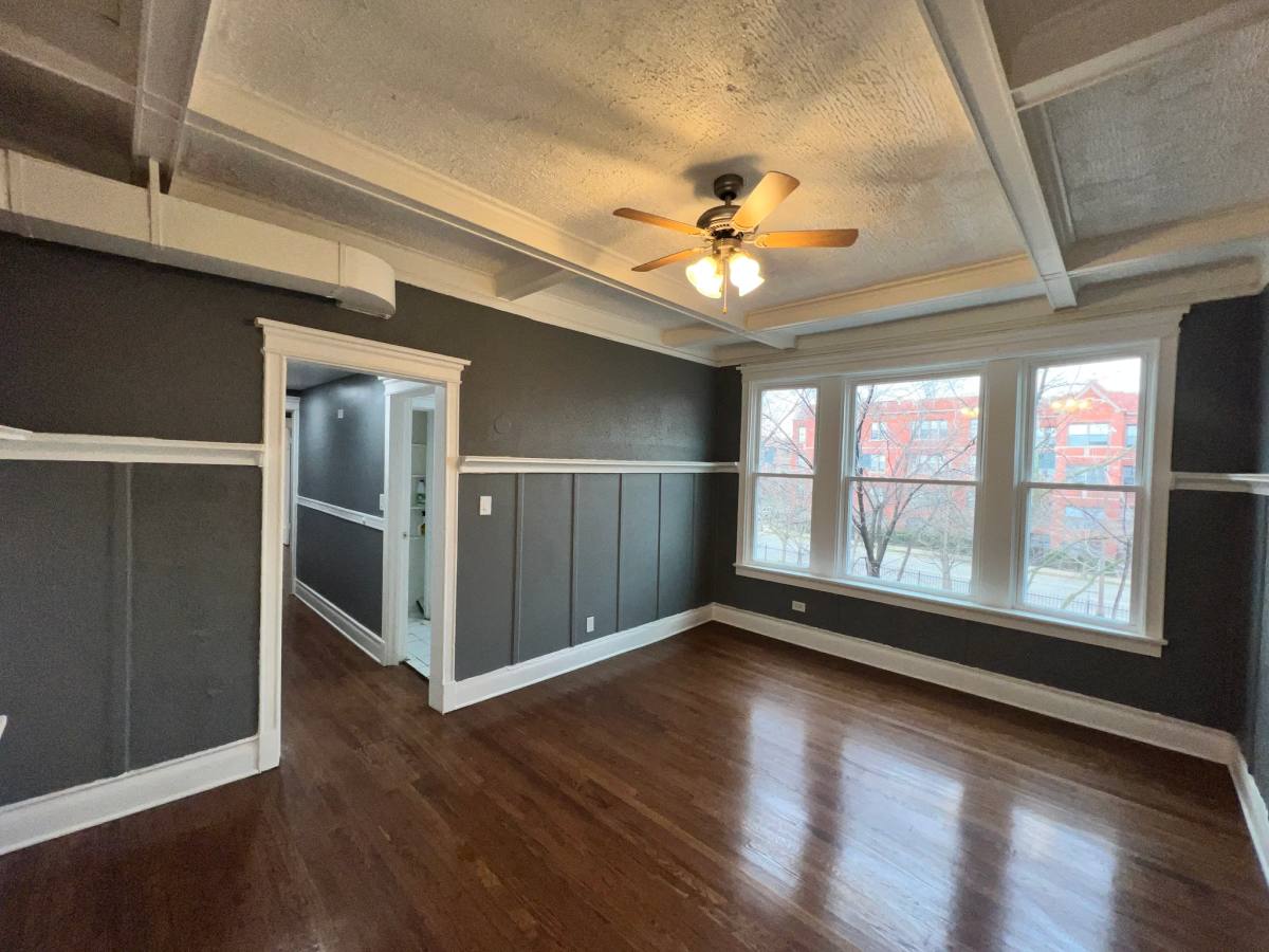 Apartment for rent at 5909 S Calumet Ave #2N, Chicago, IL 60637
