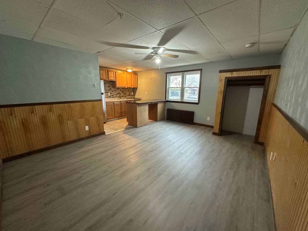 Apartment for rent at 287 Main St #101, Columbia, CT 06237