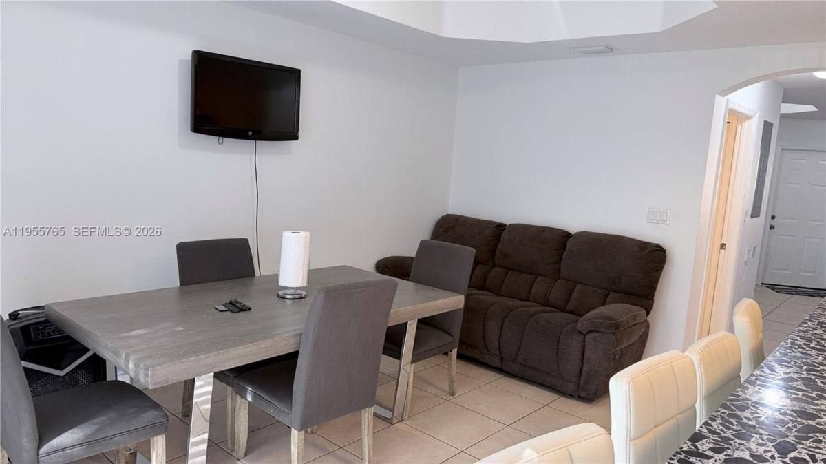 Townhouse for rent at 10686 SW 8th St, Hollywood, FL 33025