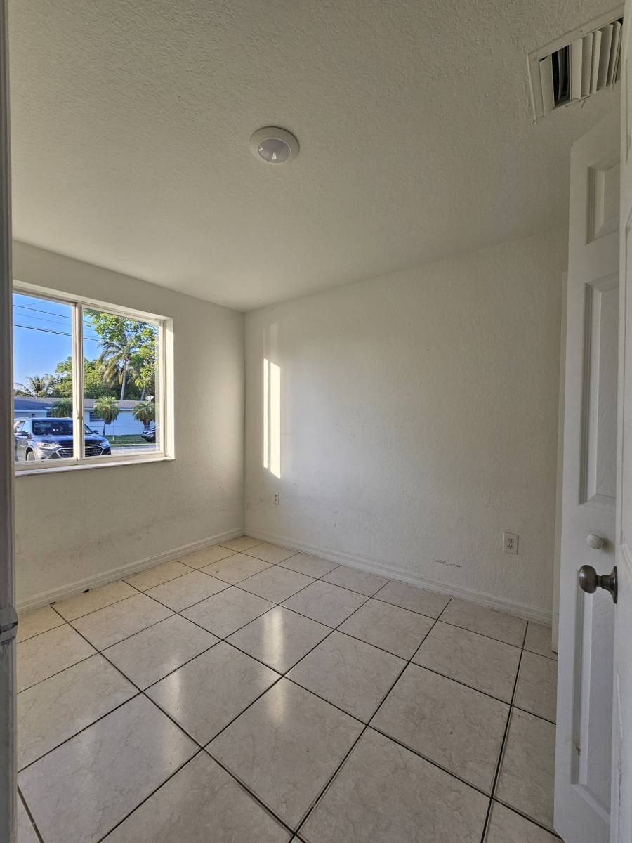 Apartment for rent at 1950 NW 76th St #50, Miami, FL 33147