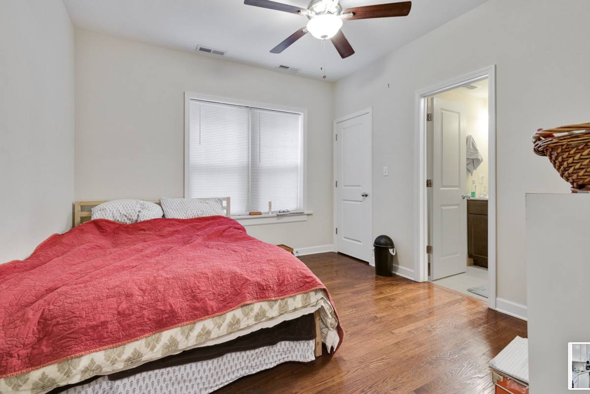 Apartment for rent at 1819 W Leland Ave #1, Chicago, IL 60640
