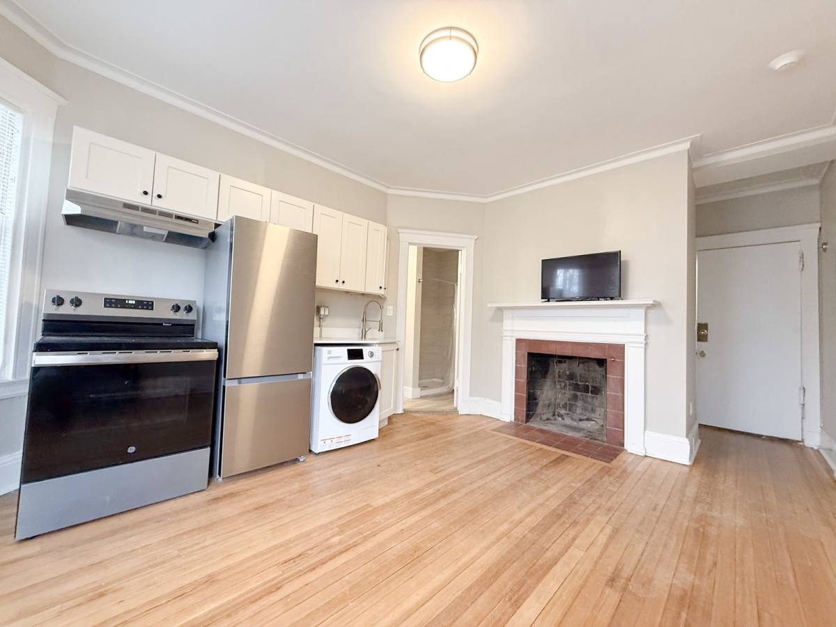 Apartment for rent at 19 Agassiz St #3A, Cambridge, MA 02140