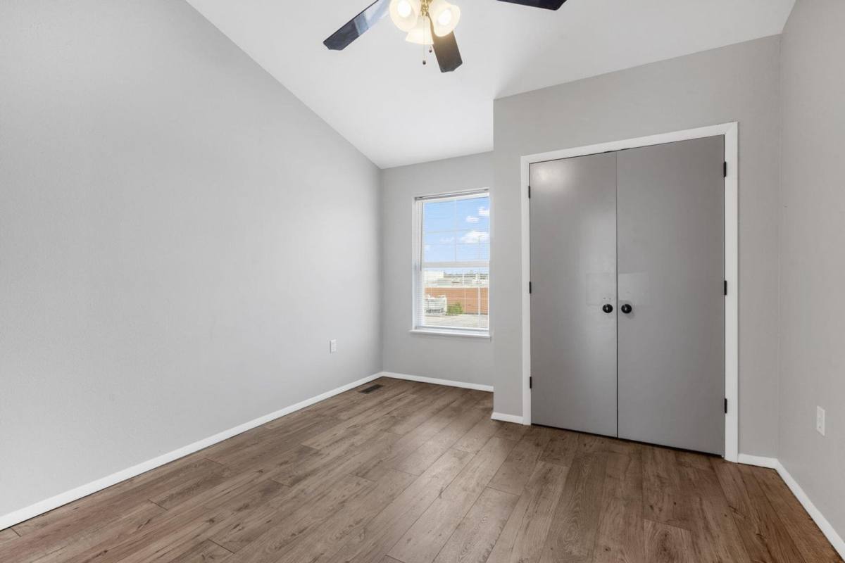 Townhouse for rent at 710 W Walnut, Springfield, MO 65806