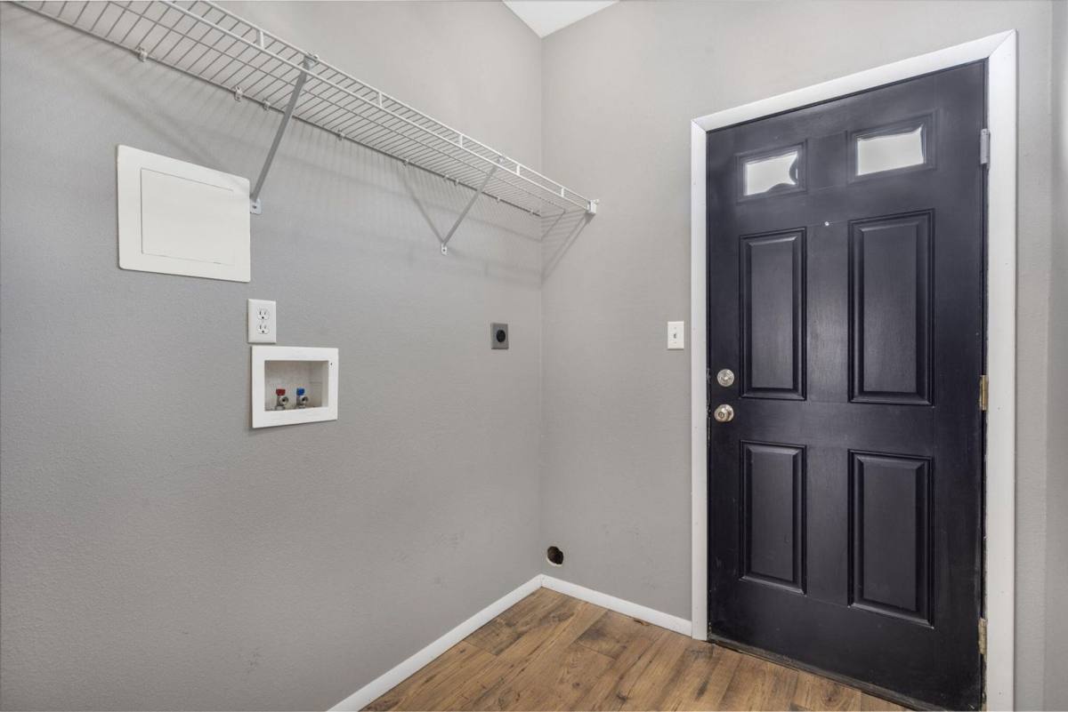 Townhouse for rent at 710 W Walnut, Springfield, MO 65806
