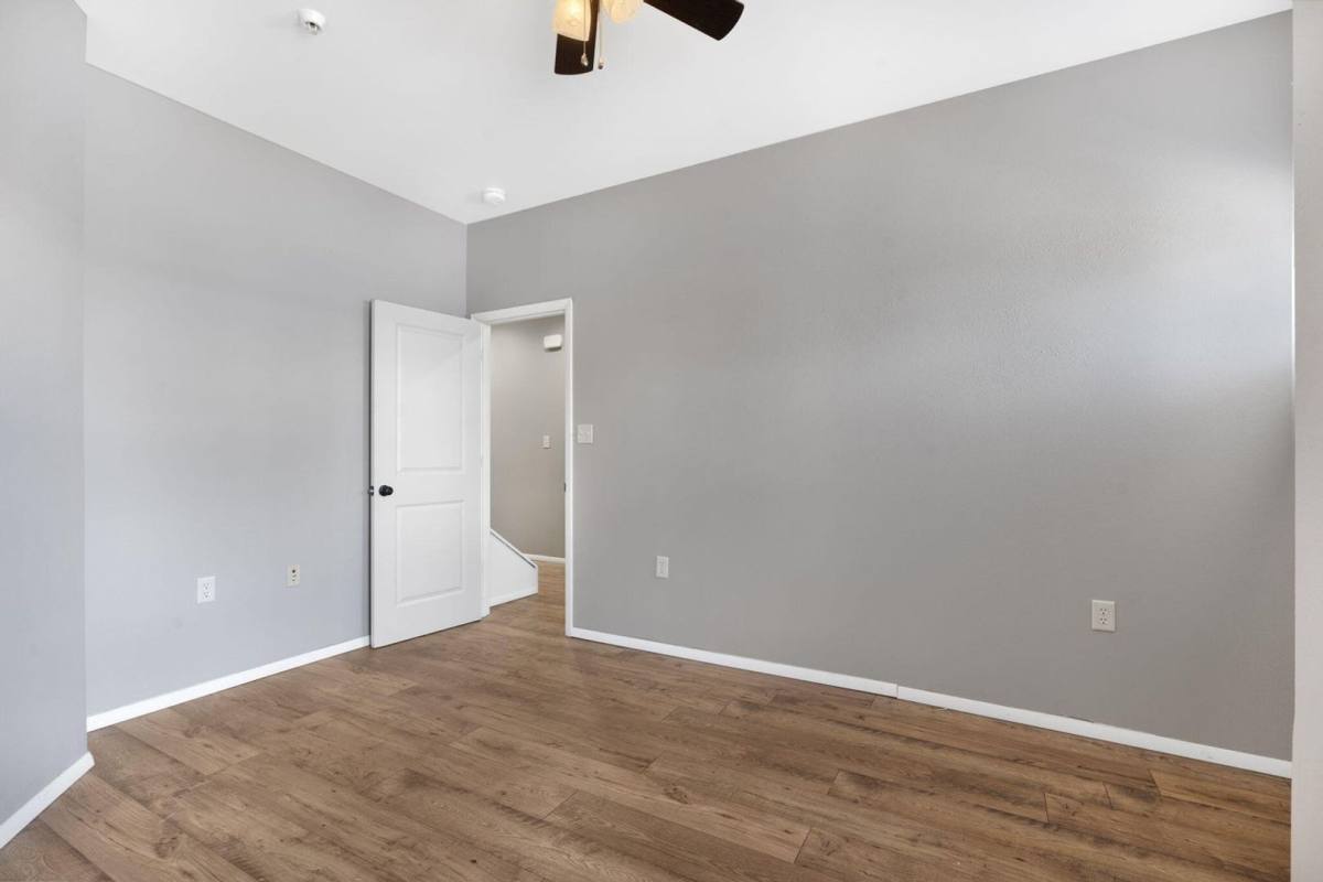 Townhouse for rent at 710 W Walnut, Springfield, MO 65806