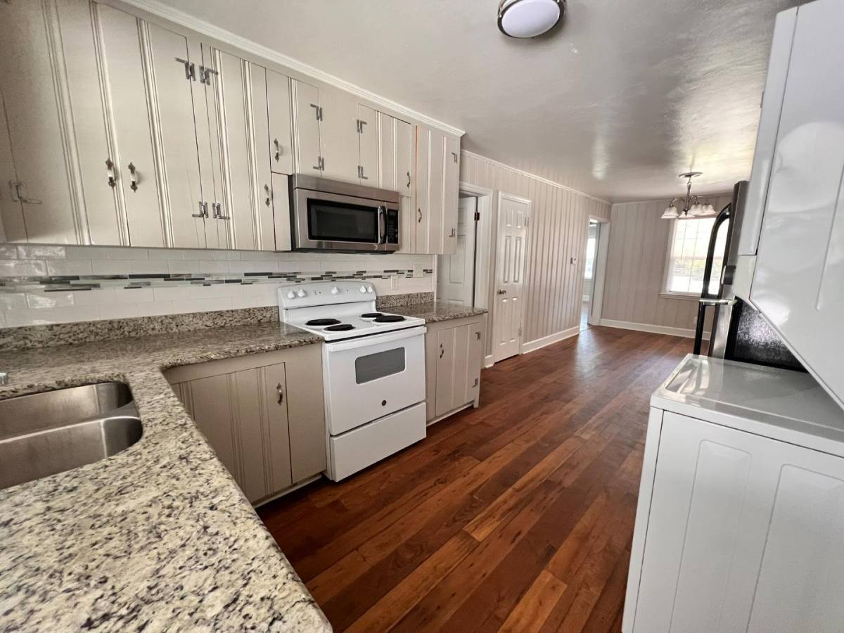 Apartment for rent at 807 N Ellis Ave, Dunn, NC 28334