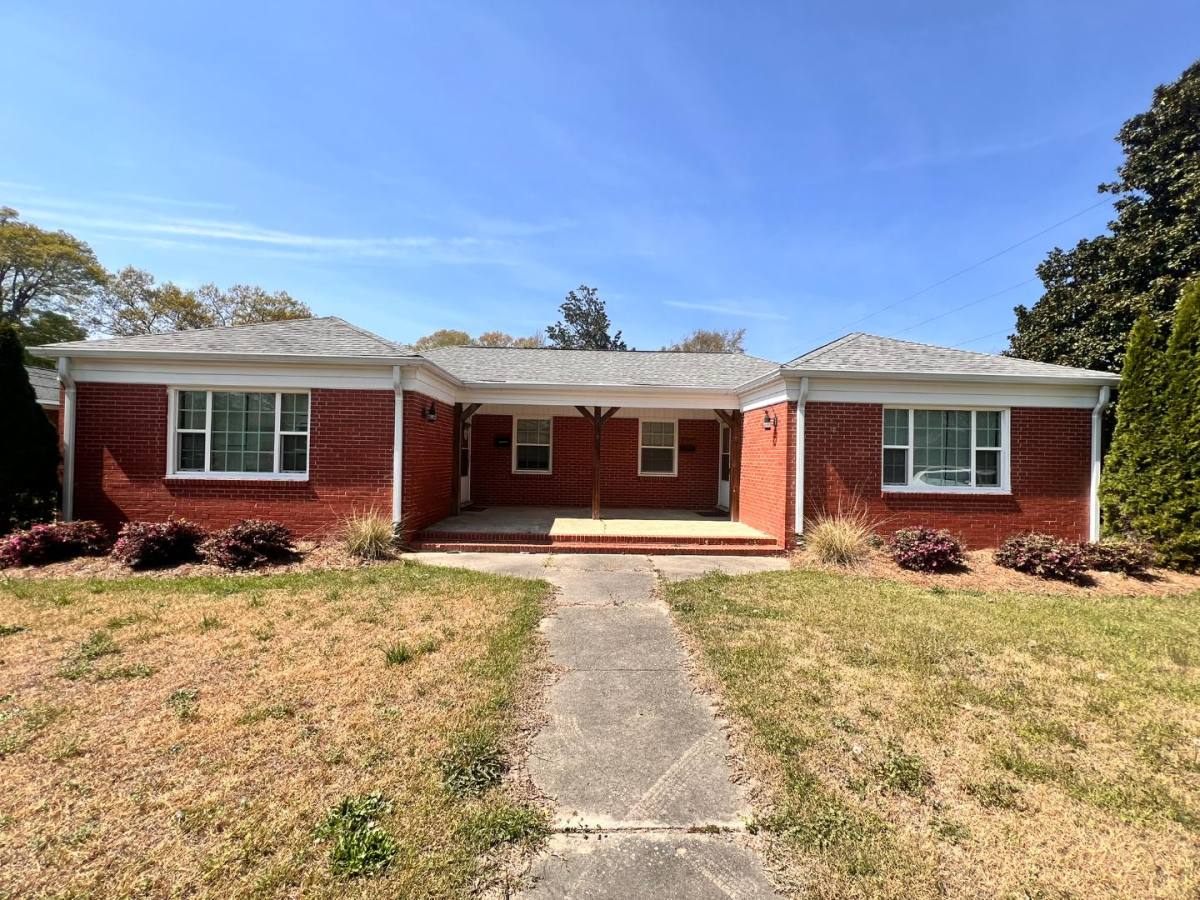 Apartment for rent at 807 N Ellis Ave, Dunn, NC 28334