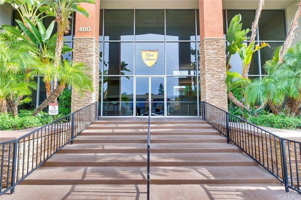 Apartment for rent at 400 N Acacia Ave #A33, Fullerton, CA 92831