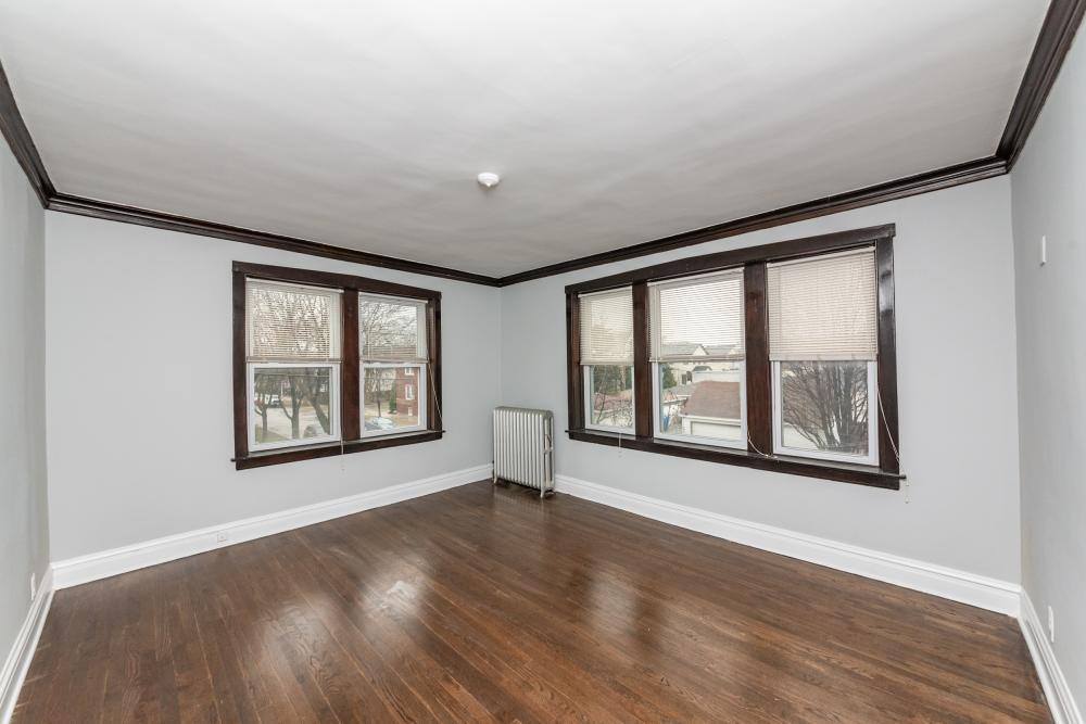 Apartment for rent at 2514 W Belle Plaine #2, Chicago, IL 60618