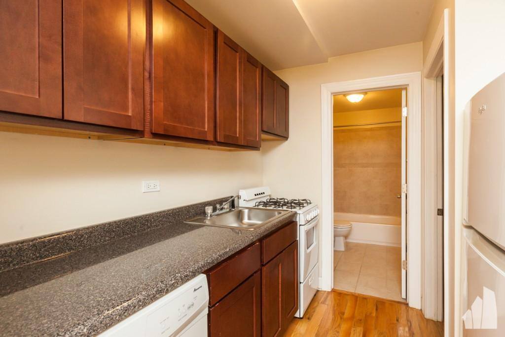 Apartment for rent at 1435 N Dearborn St #A4, Chicago, IL 60610