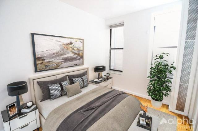 Apartment for rent at 332 E 95 #33, New York, NY 10128