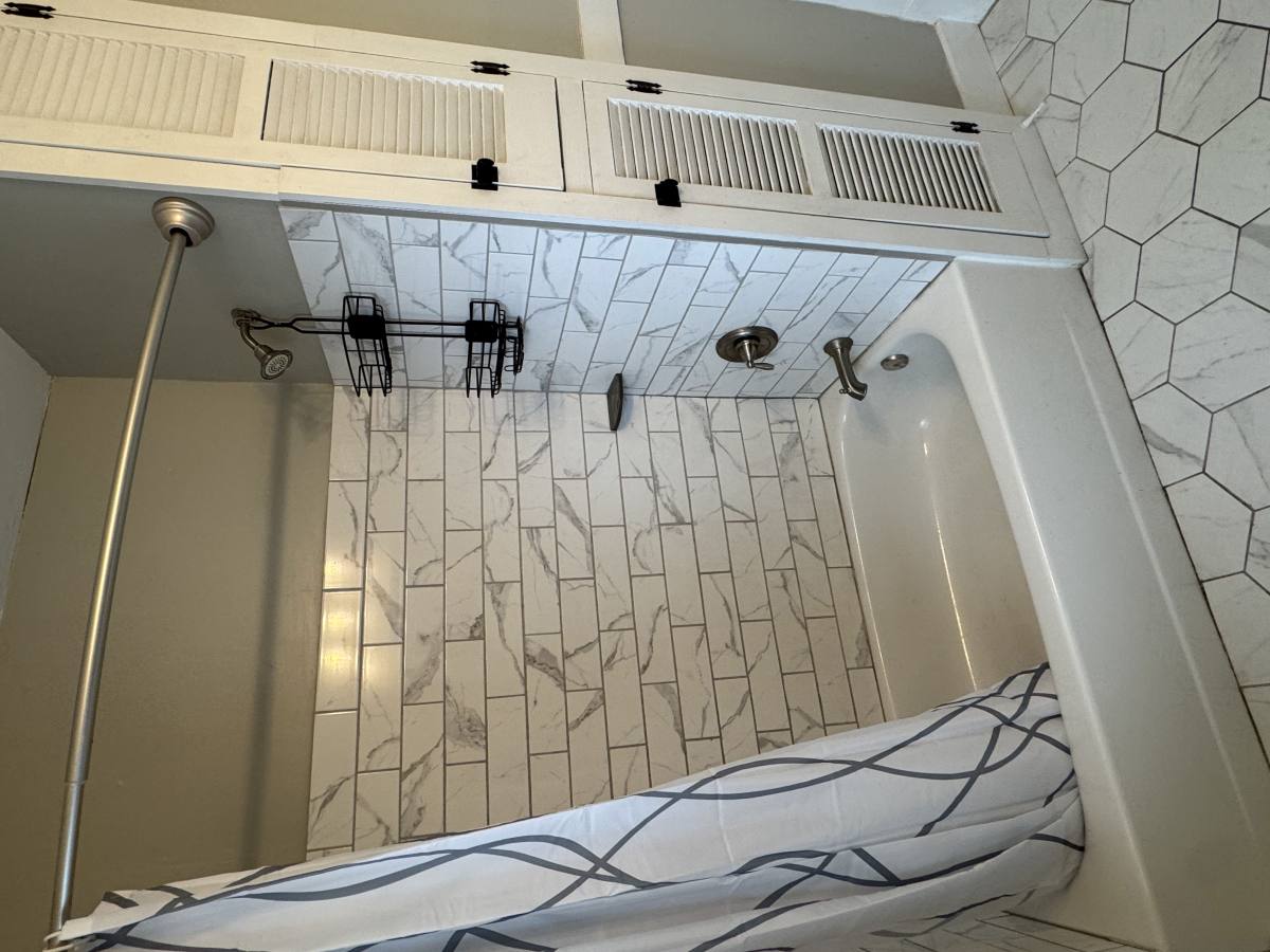 Apartment for rent at 111 Delaware Rd, Buffalo, NY 14217