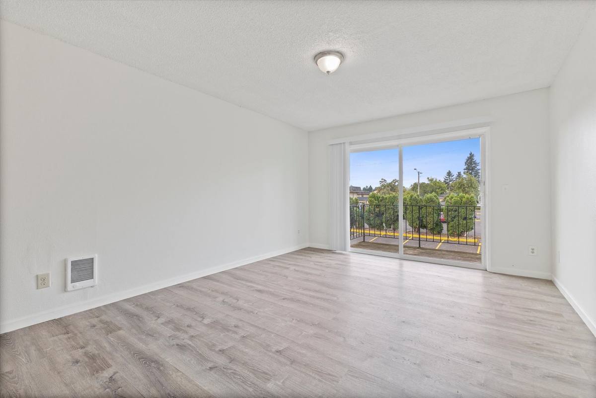 Apartment for rent at 16124 SE Alder St, Portland, OR 97233