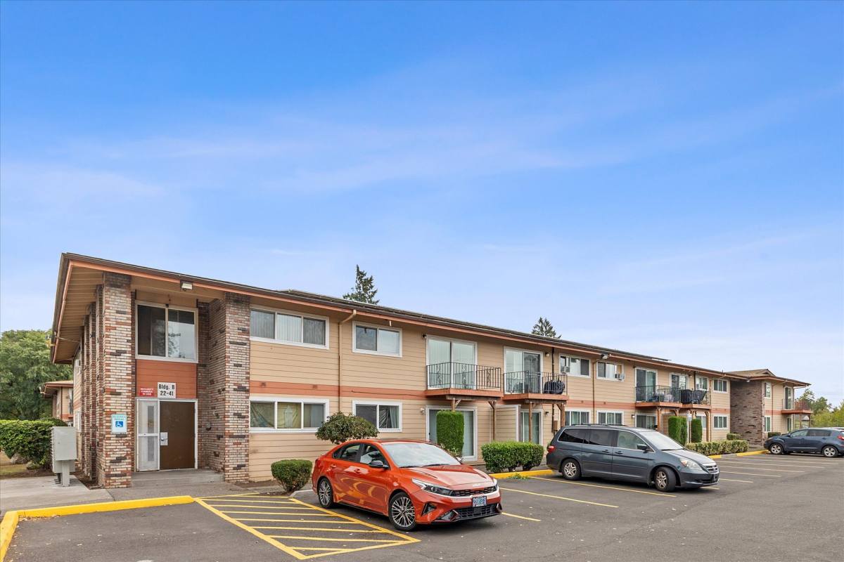 Apartment for rent at 16124 SE Alder St, Portland, OR 97233