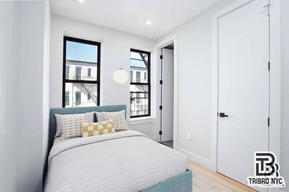 Apartment for rent at 1731 Norman St #2L, Ridgewood, NY 11385