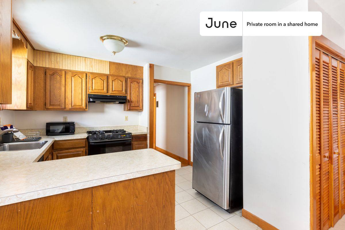 Apartment for rent at 5 Oswald St E, Roxbury Crossing, MA 02120