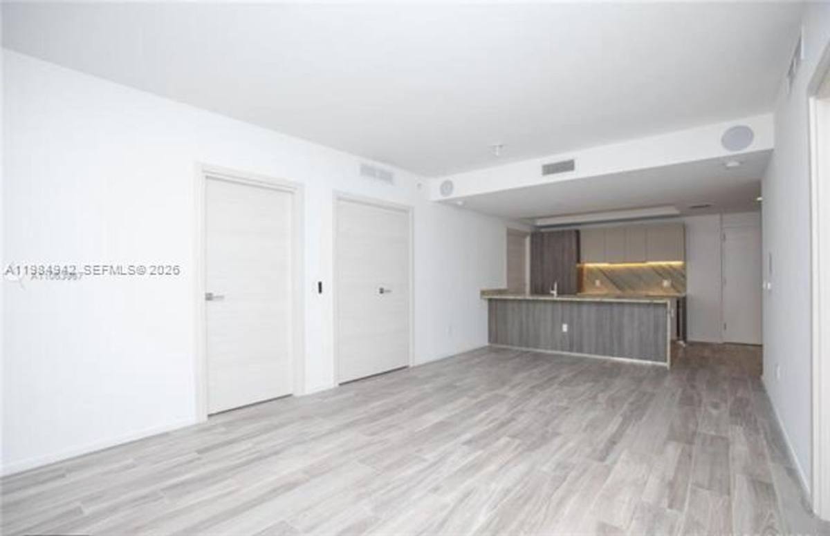 Apartment for rent at 801 S Miami Ave, Miami, FL 33130