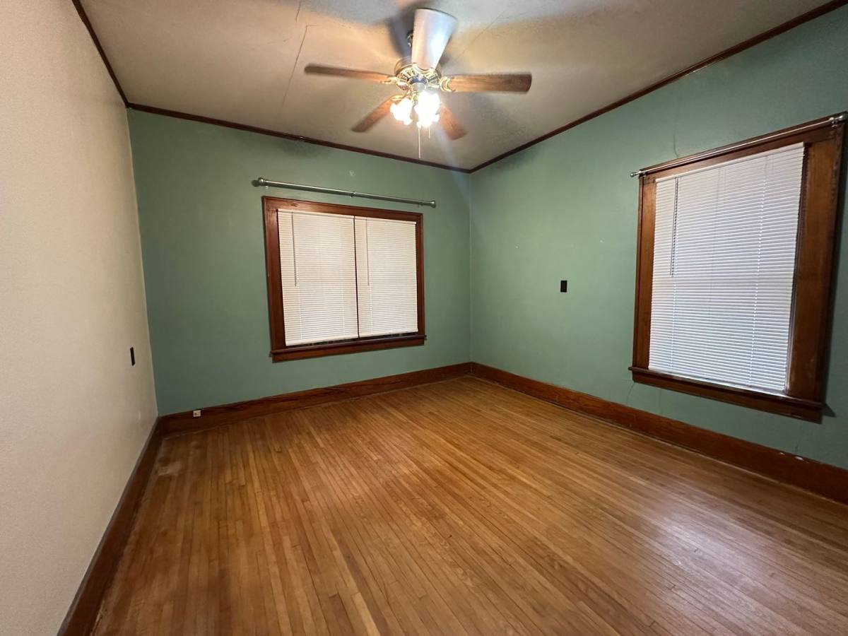 122 E Pleasant St, Rockwell City, IA 50579 - House for Rent - Image 6