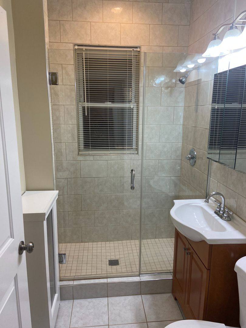 Apartment for rent at 1809 Belmont Rd, Washington, DC 20009