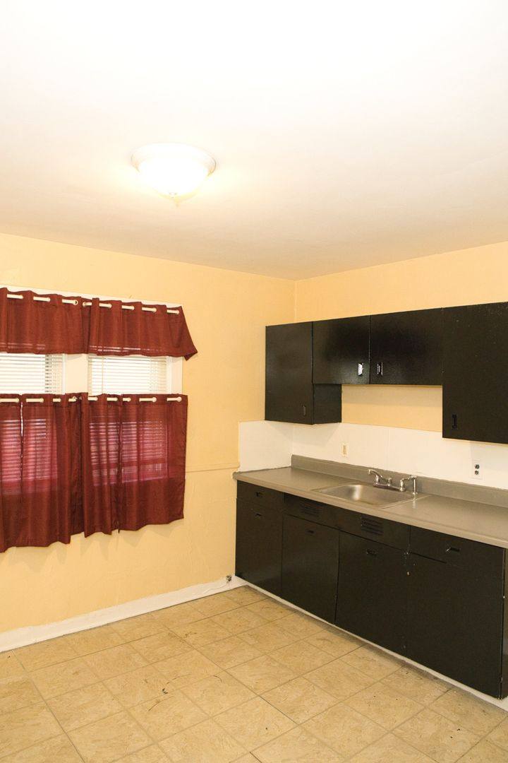 Apartment for rent at 865 Clifford Ave, Rochester, NY 14621