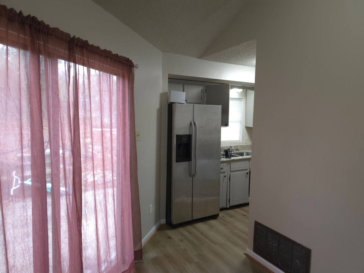 House for rent at 812-2 Shady Heights Rd, Hot Springs National Park, AR 71901
