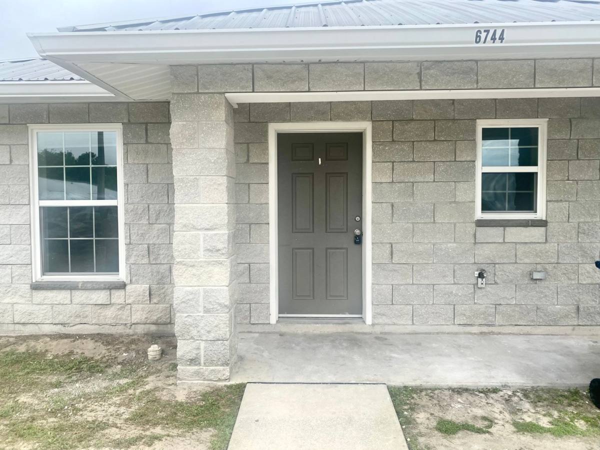 Apartment for rent at 6704-6784 SE 106th St, Belleview, FL 34420