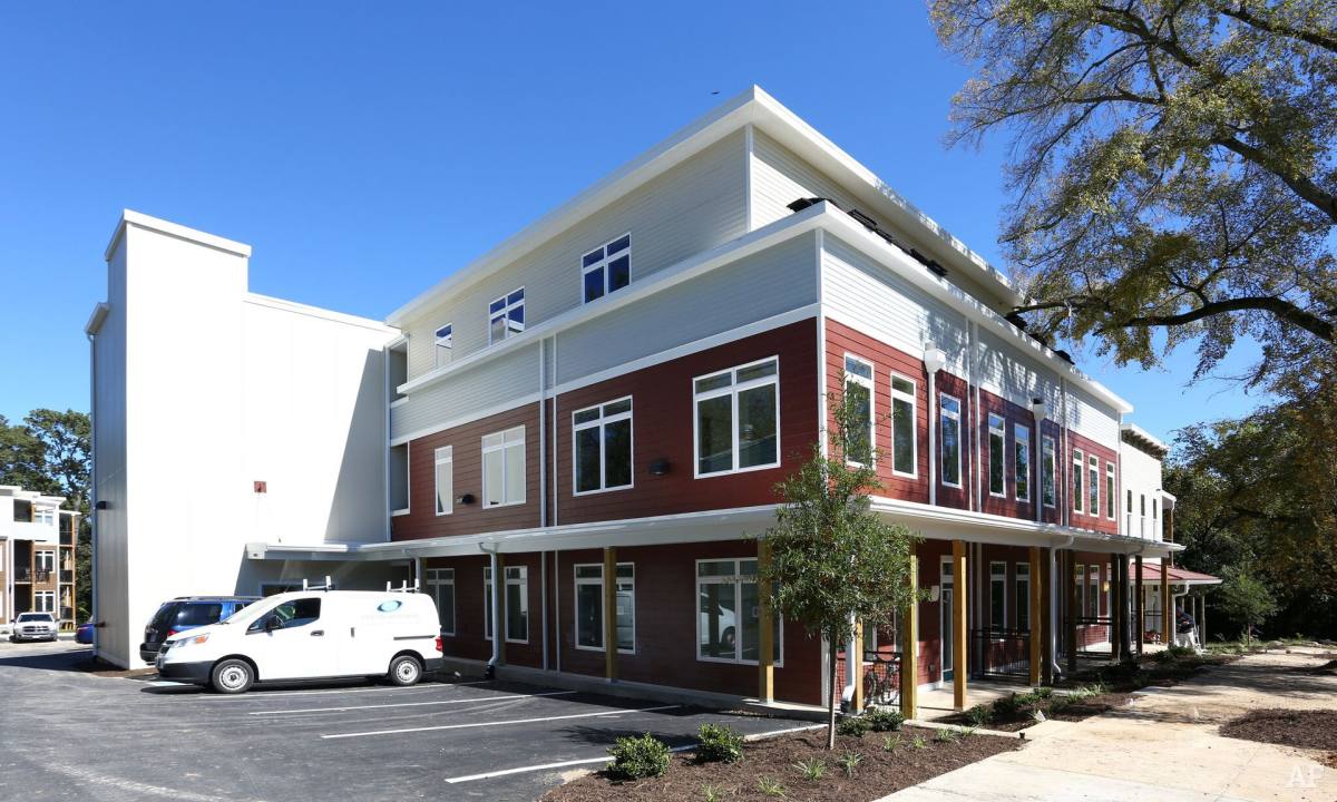 Apartment for rent at 3618 E Broad St, Richmond, VA 23223