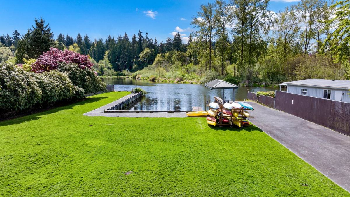 Apartment for rent at 7345 NE 175th St, Kenmore, WA 98028