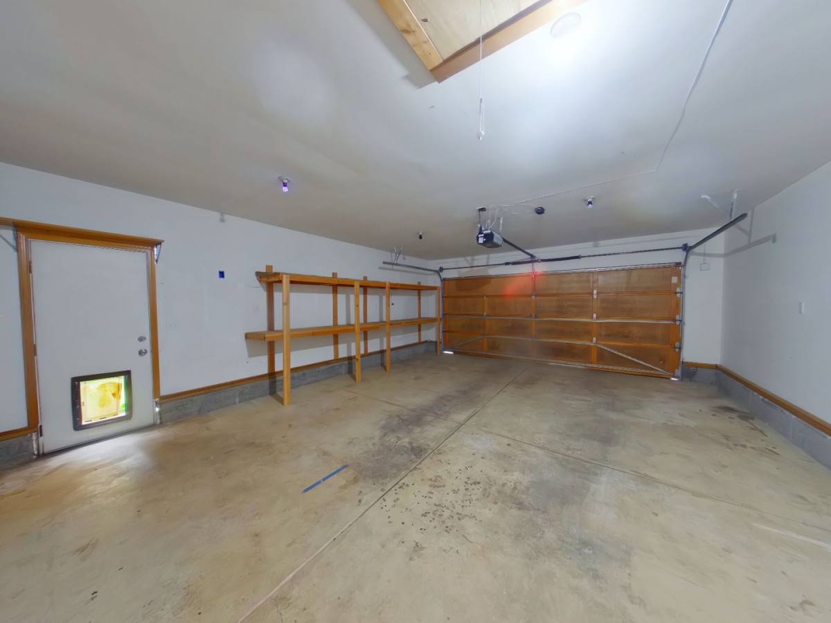House for rent at 2310 Snelling Dr, Eugene, OR 97408