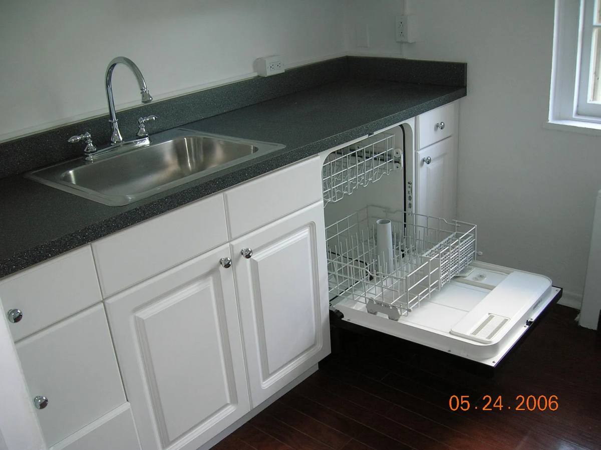 House for rent at 734 N Terrace, Philadelphia, PA 19123