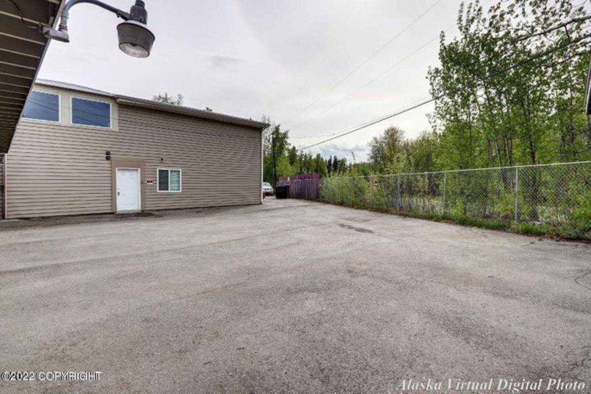 Apartment for rent at 1307 W 38th Place, Anchorage, AK 99503