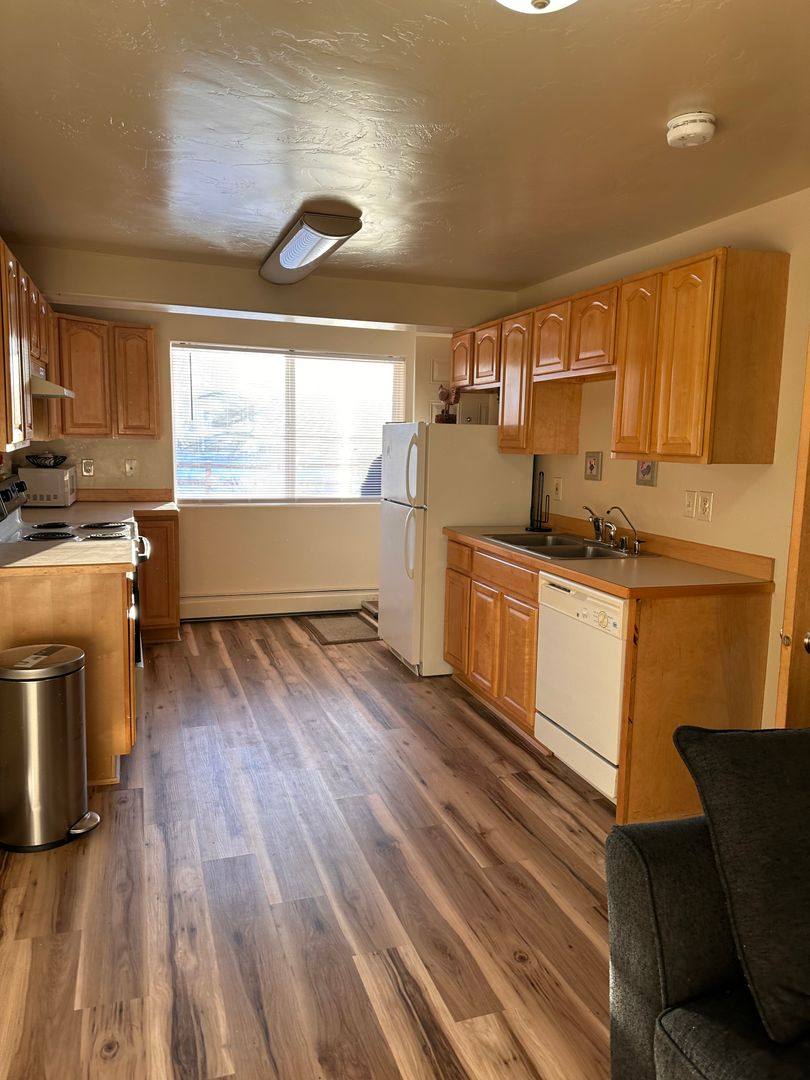 Apartment for rent at 1307 W 38th Place, Anchorage, AK 99503