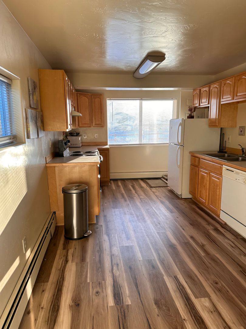 Apartment for rent at 1307 W 38th Place, Anchorage, AK 99503