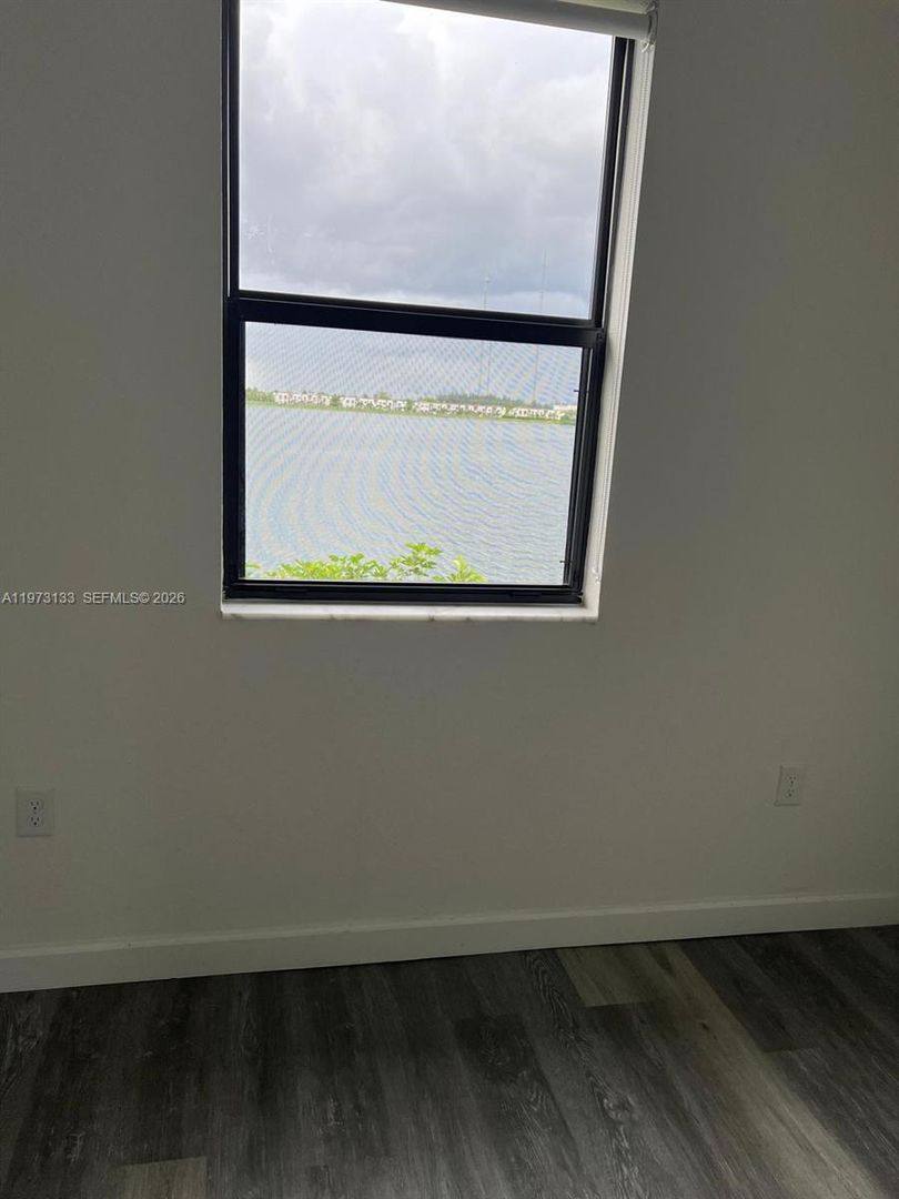Townhouse for rent at 20564 NE 5th Place, Miami, FL 33179