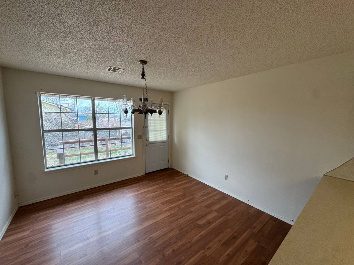 House for rent at 312 S 11th Place, Rogers, AR 72756