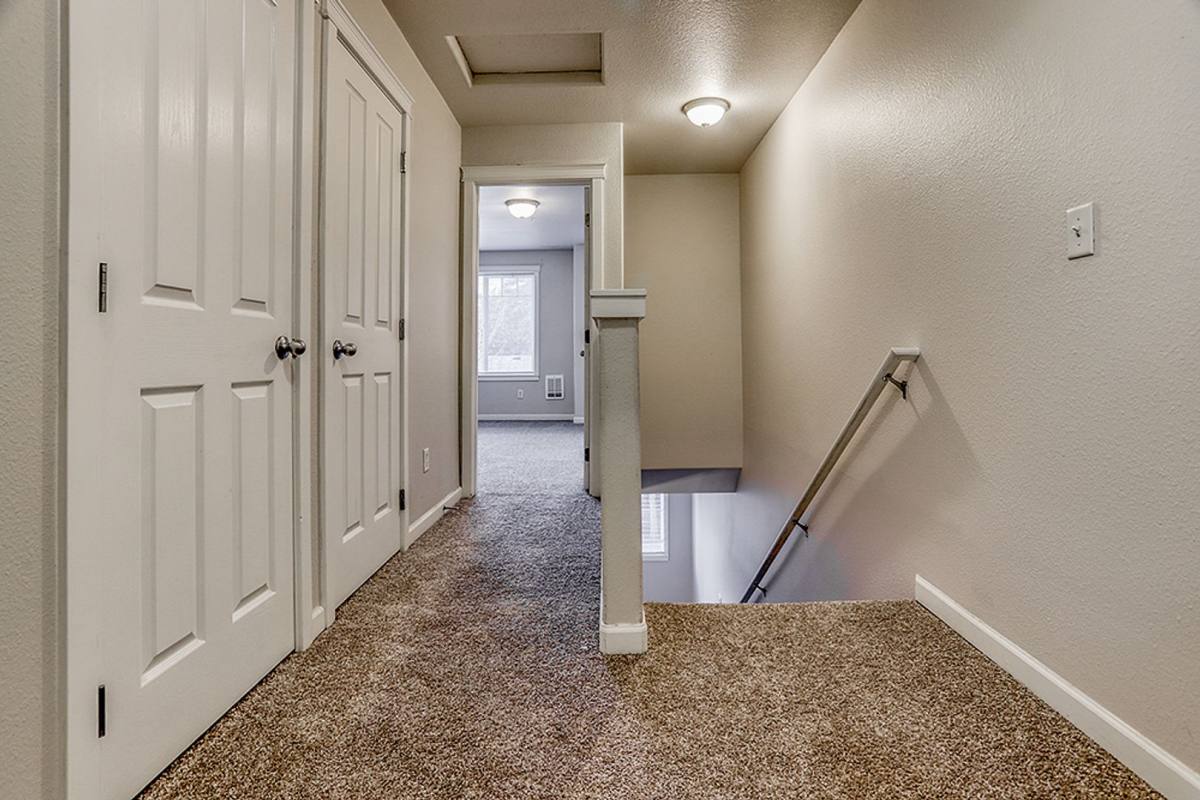 Townhouse for rent at 15075 SE Powell Blvd, Portland, OR 97236