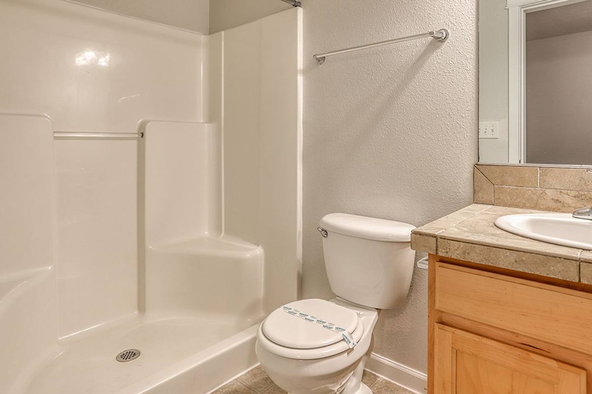 Townhouse for rent at 15075 SE Powell Blvd, Portland, OR 97236