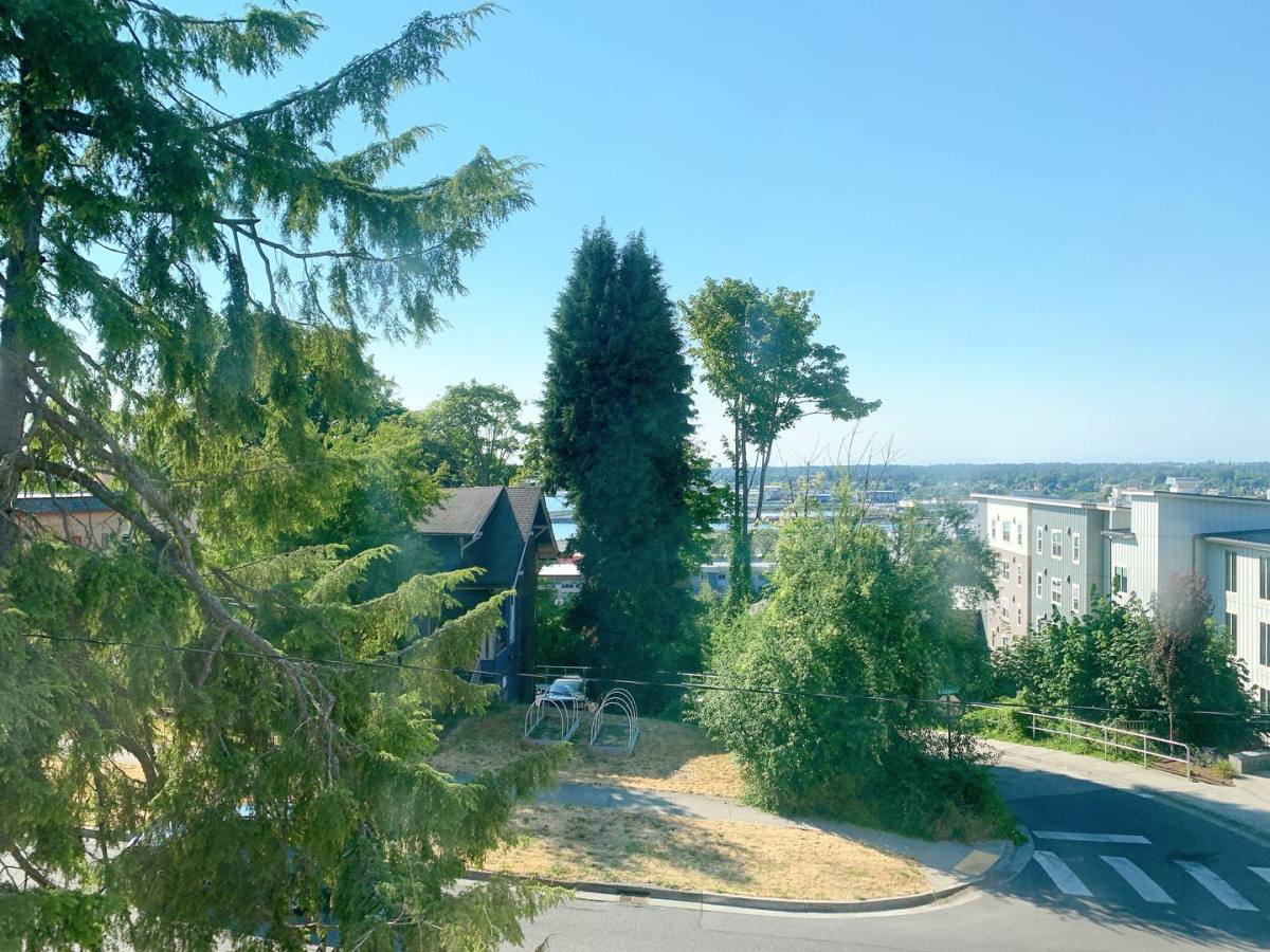 Apartment for rent at 826 N Garden St, Bellingham, WA 98225