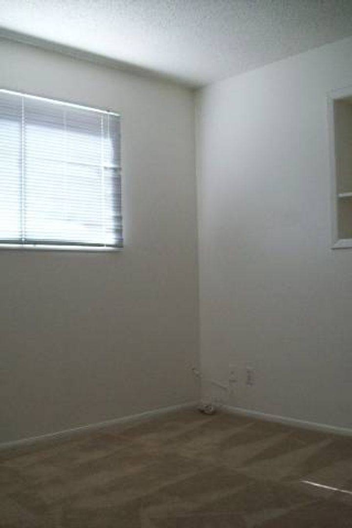 House for rent at 1018 W 12th Place, Tempe, AZ 85281