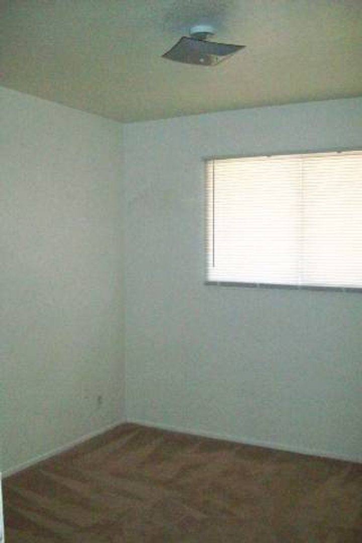 House for rent at 1018 W 12th Place, Tempe, AZ 85281