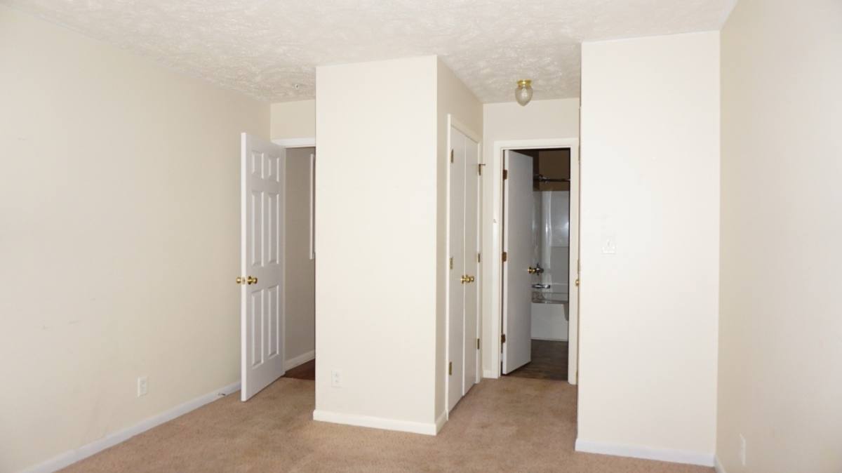 Apartment for rent at 3374-24 Galleria, Fayetteville, NC 28303