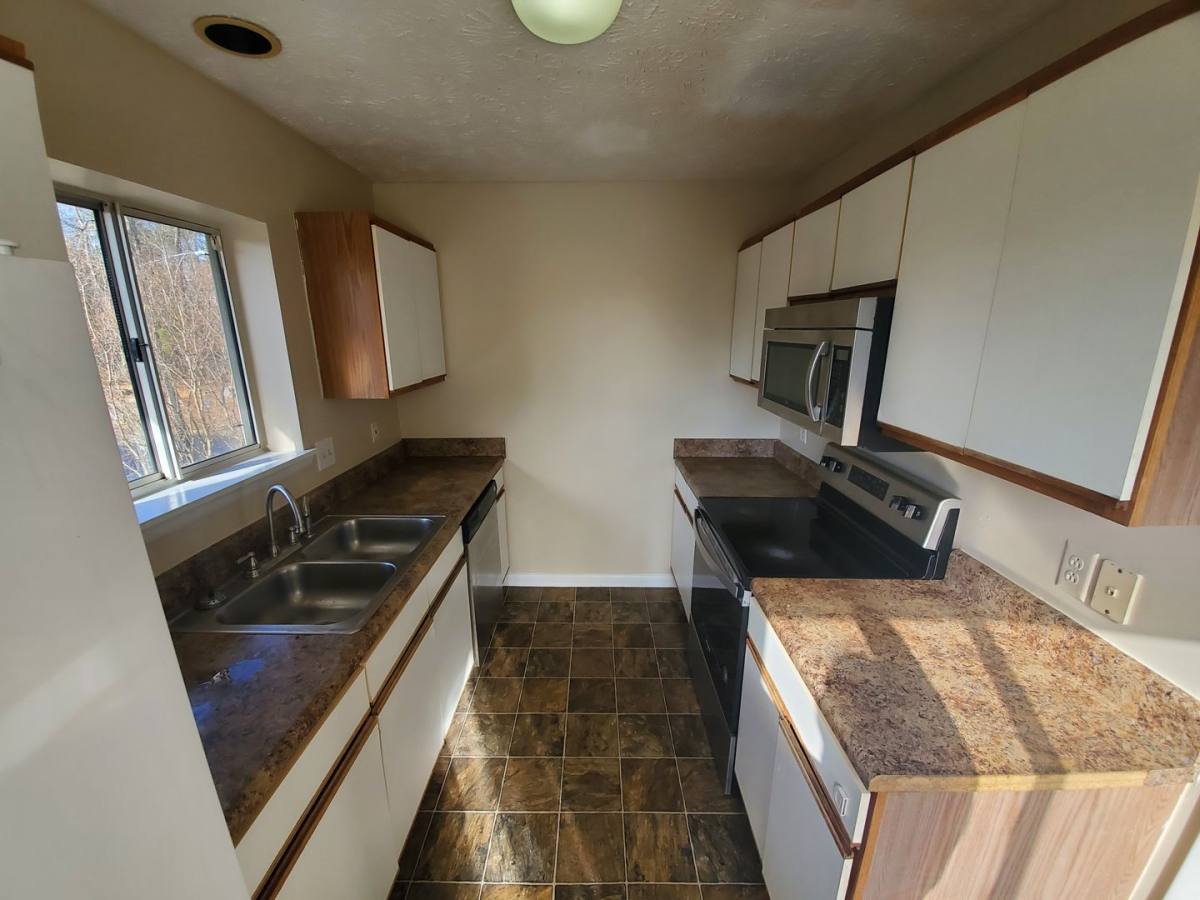 Apartment for rent at 3374-24 Galleria, Fayetteville, NC 28303