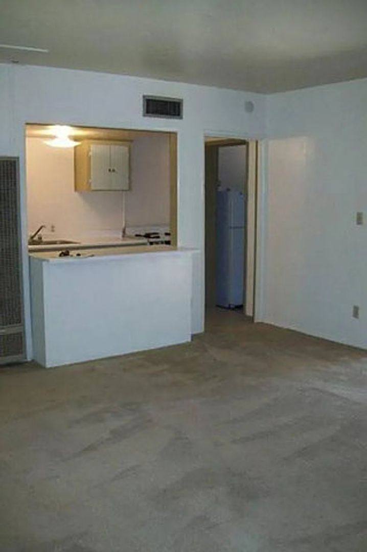 Apartment for rent at 1214 S Roosevelt, Tempe, AZ 85281