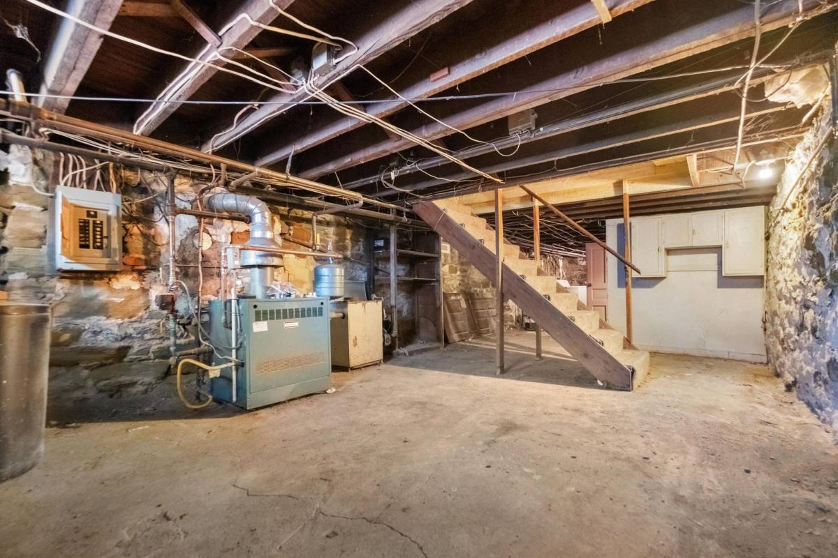 House for rent at 4431 Howley St, Pittsburgh, PA 15224