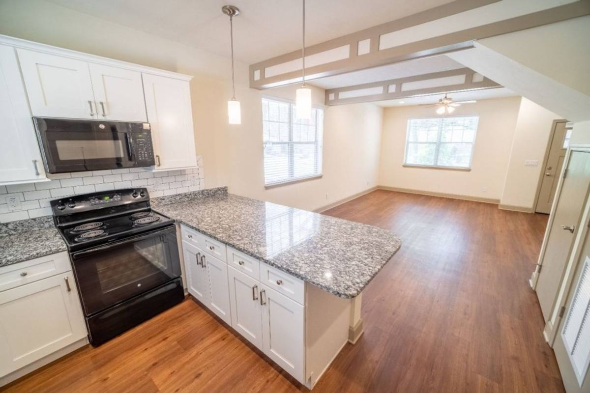 Apartment for rent at 401-413 NW 19th St, Gainesville, FL 32603