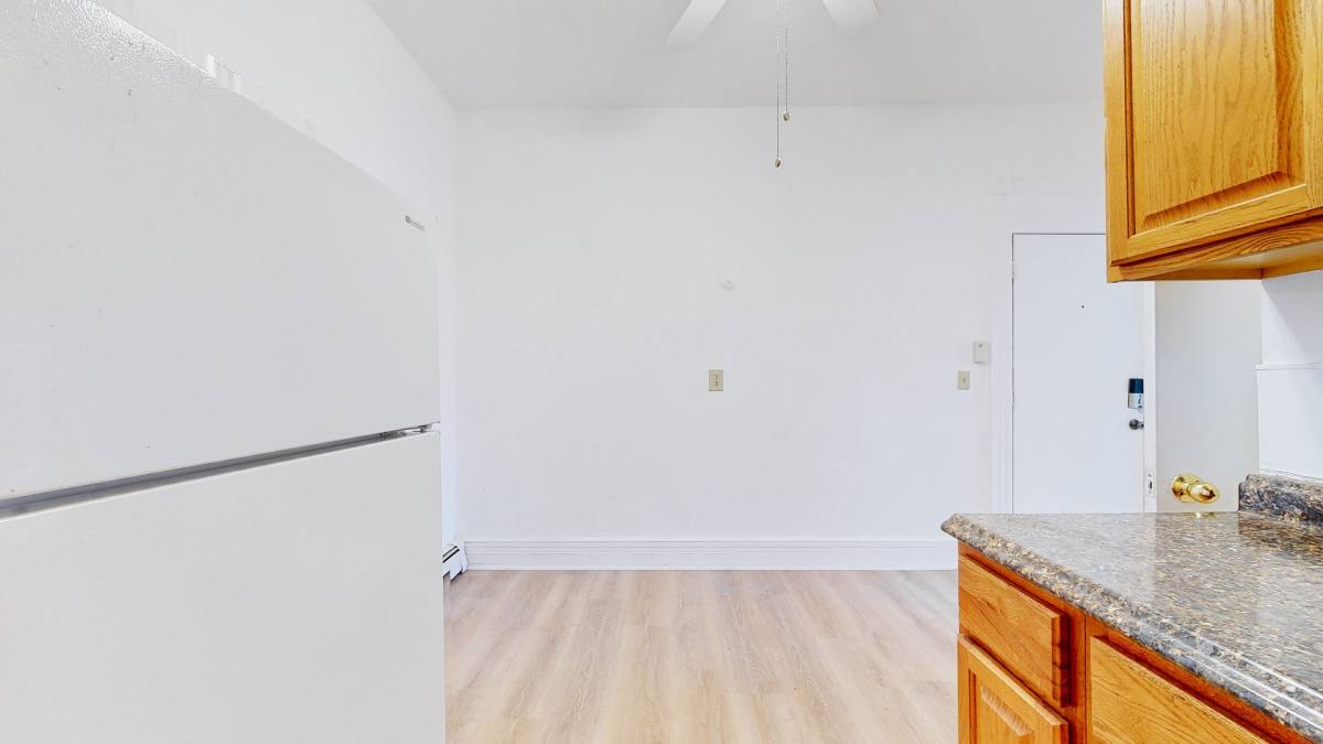 Apartment for rent at 382-384 Crown St, New Haven, CT 06511