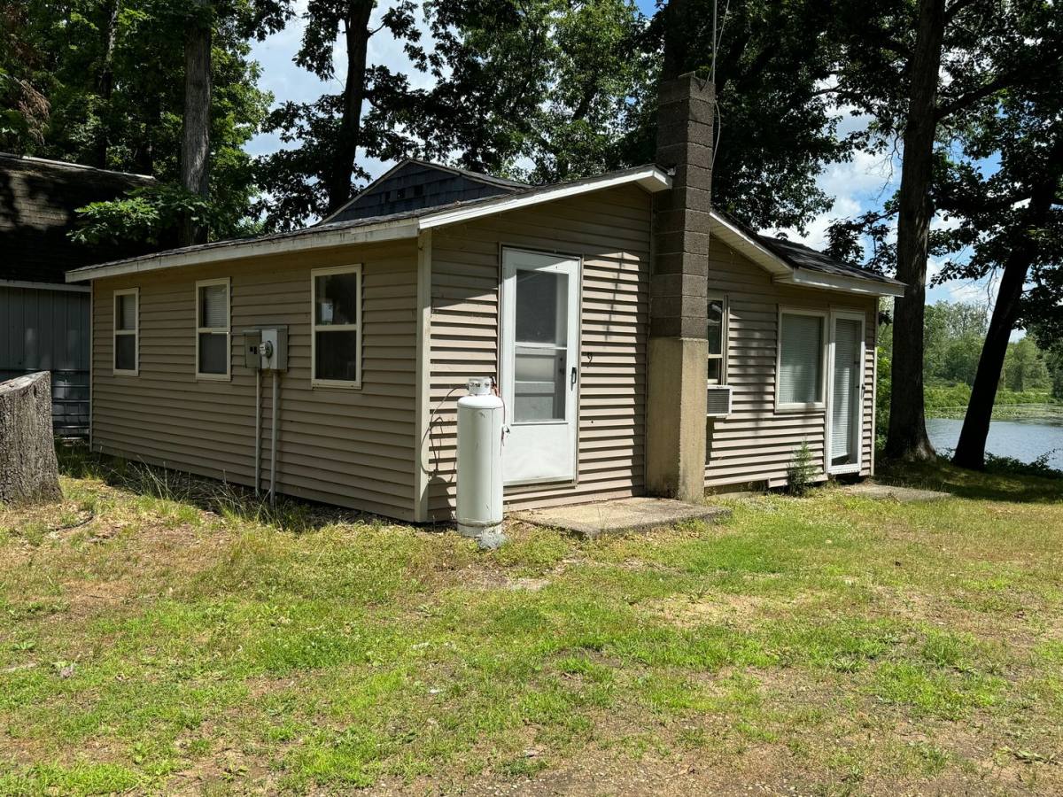 Townhouse for rent at 15717 Withers Rd, Constantine, MI 49042