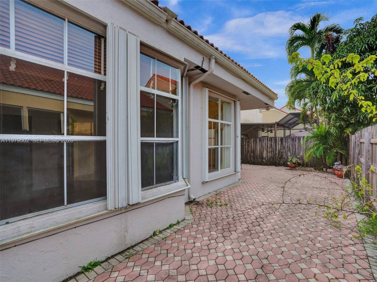 House for rent at 3745 Piccadilly St, Hollywood, FL 33021