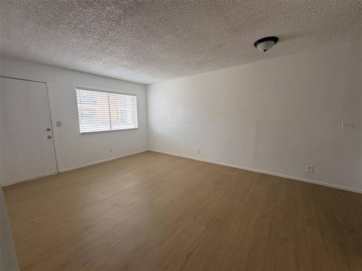 Apartment for rent at 787 Cherry Ave, Long Beach, CA 90813